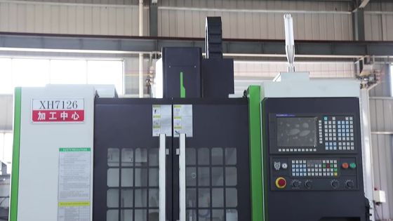 Petit prix vertical de centre d'usinage de commande numérique par ordinateur de 3 axes VMC640 en Chine